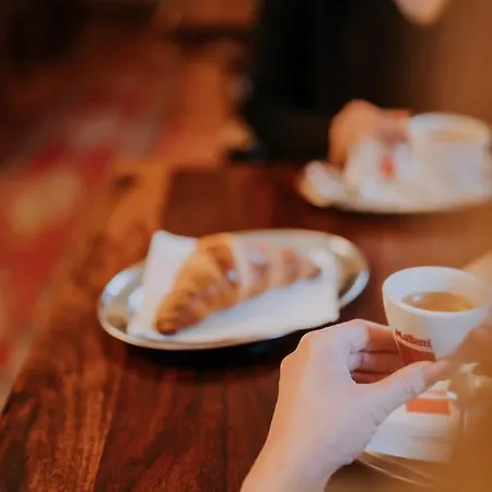 Boutique Maraton Отель