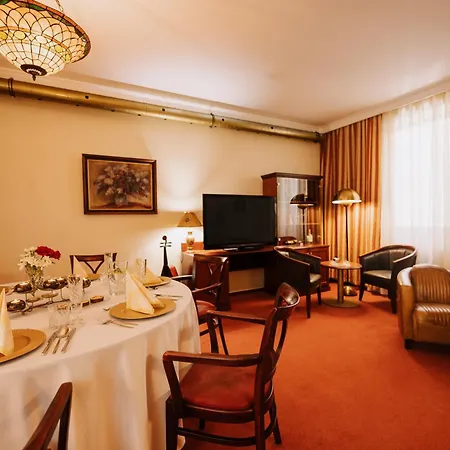 Boutique Maraton Hotel