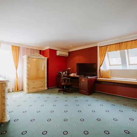 Boutique Maraton Hotel