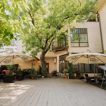 Boutique Maraton Hotel