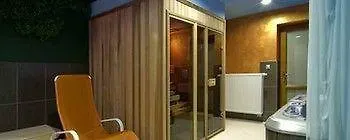 Boutique Maraton Отель Кошице