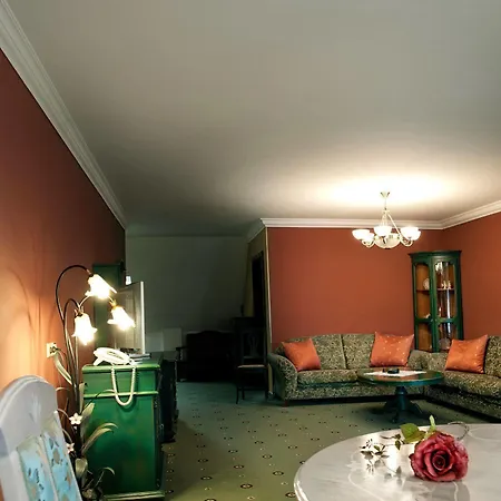 Boutique Maraton Hotel