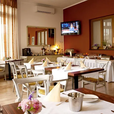 Boutique Maraton Hotel