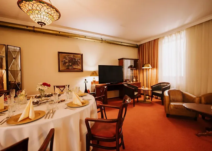 Boutique Maraton Otel