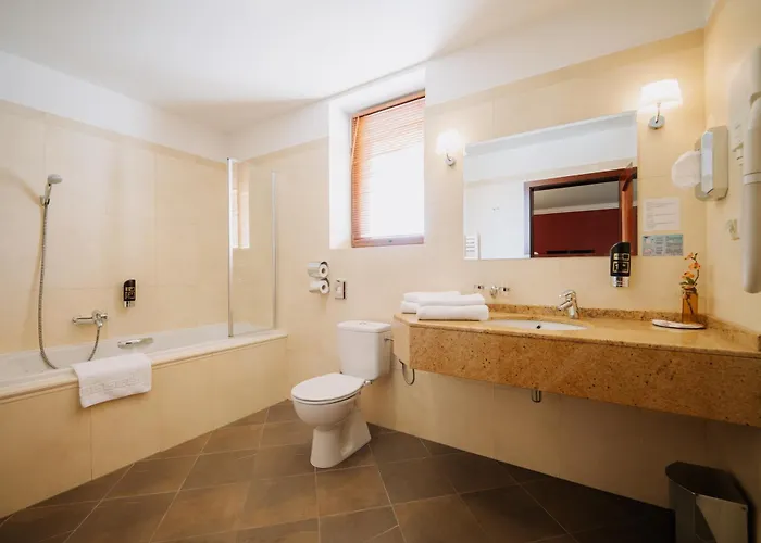 Boutique Maraton Hotel 4*